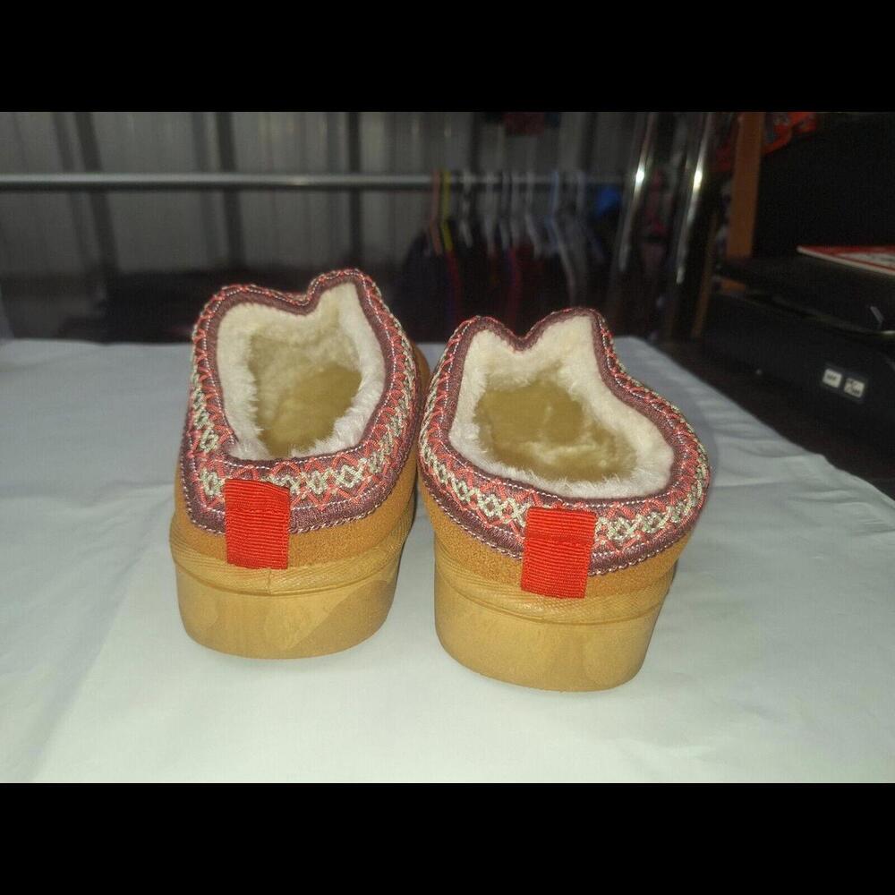 Soft Fur Bootie Slip on Slipper Shoe Uggiez Style / Women Size 8.5 - Picture 7 of 11